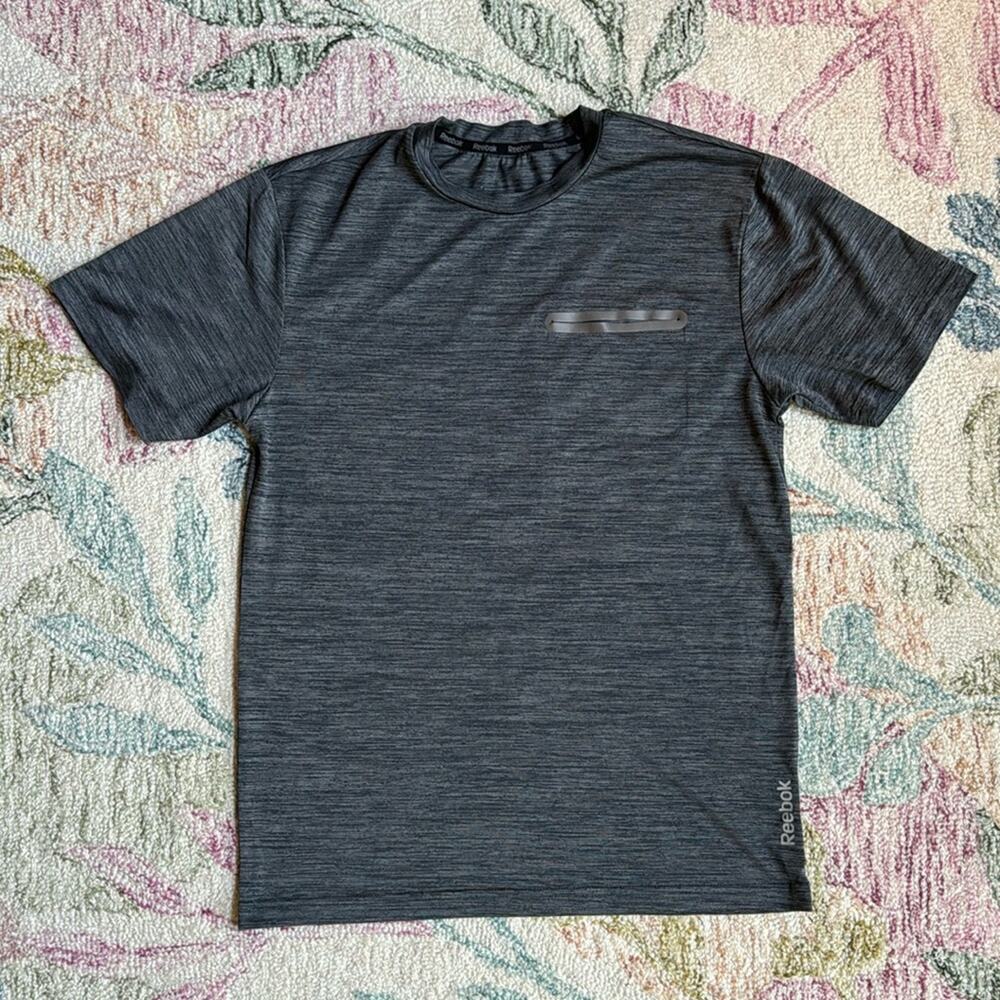 Men’s Reebok workout‎ top